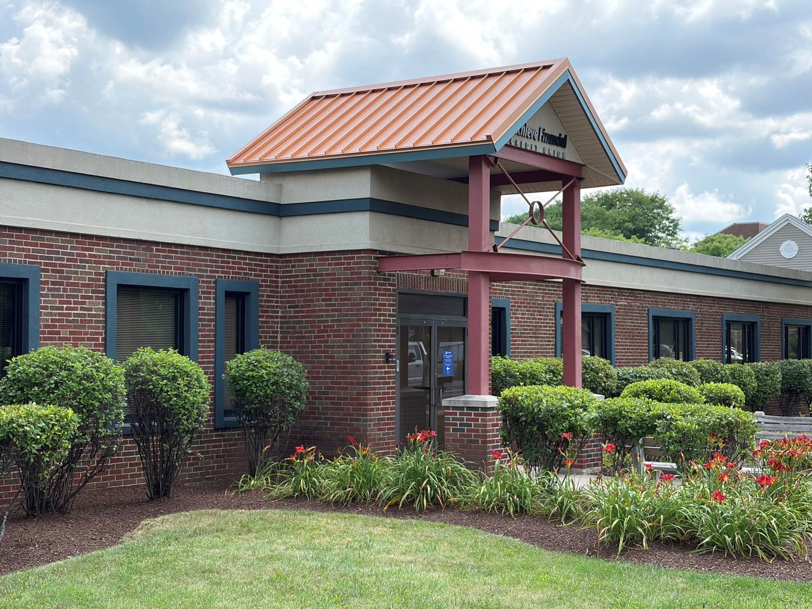 Exterior 4