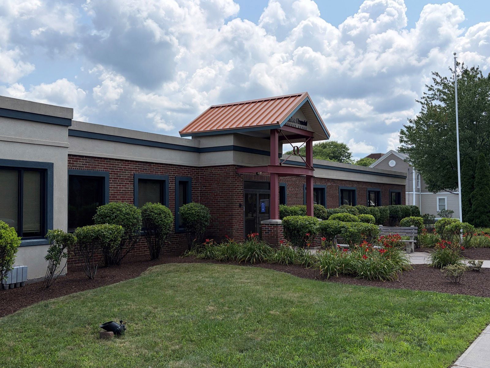 Exterior 6