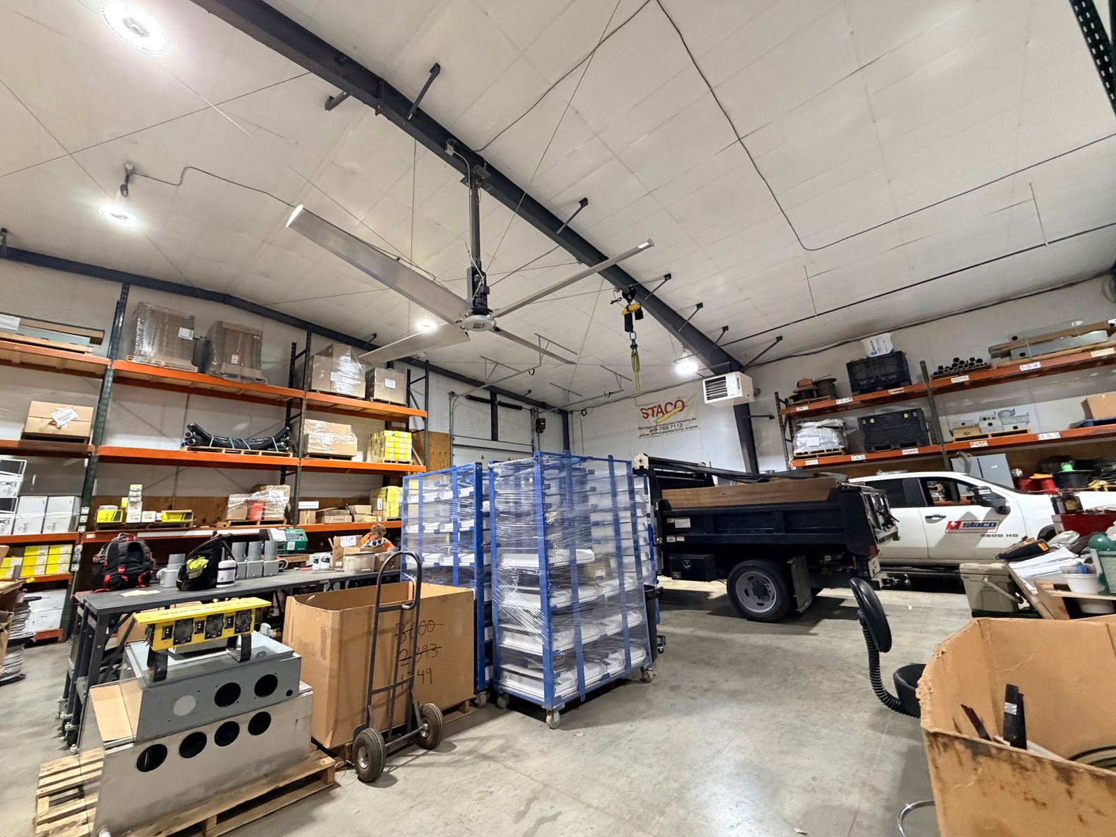 INTERIOR WAREHOUSE