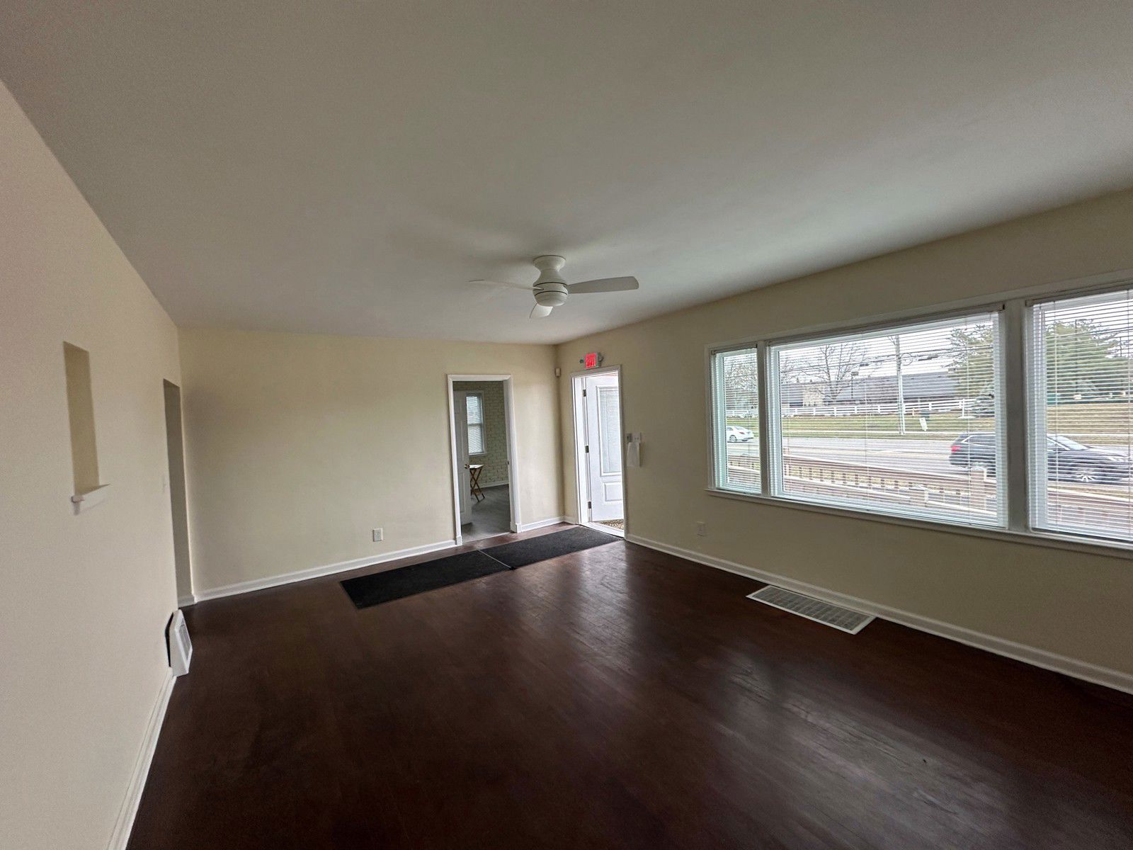 Interior entry room