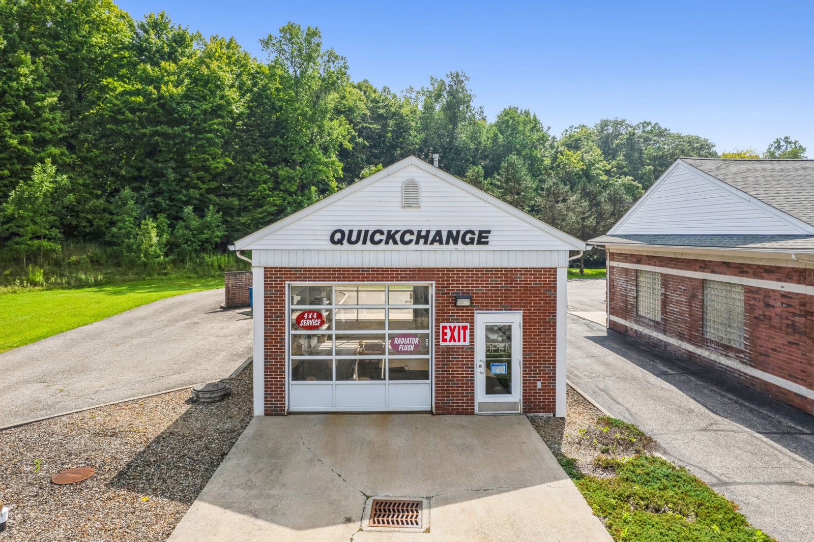 Multi-Building Investment Opportunity 370 Aurora Commons Circle - Image 8