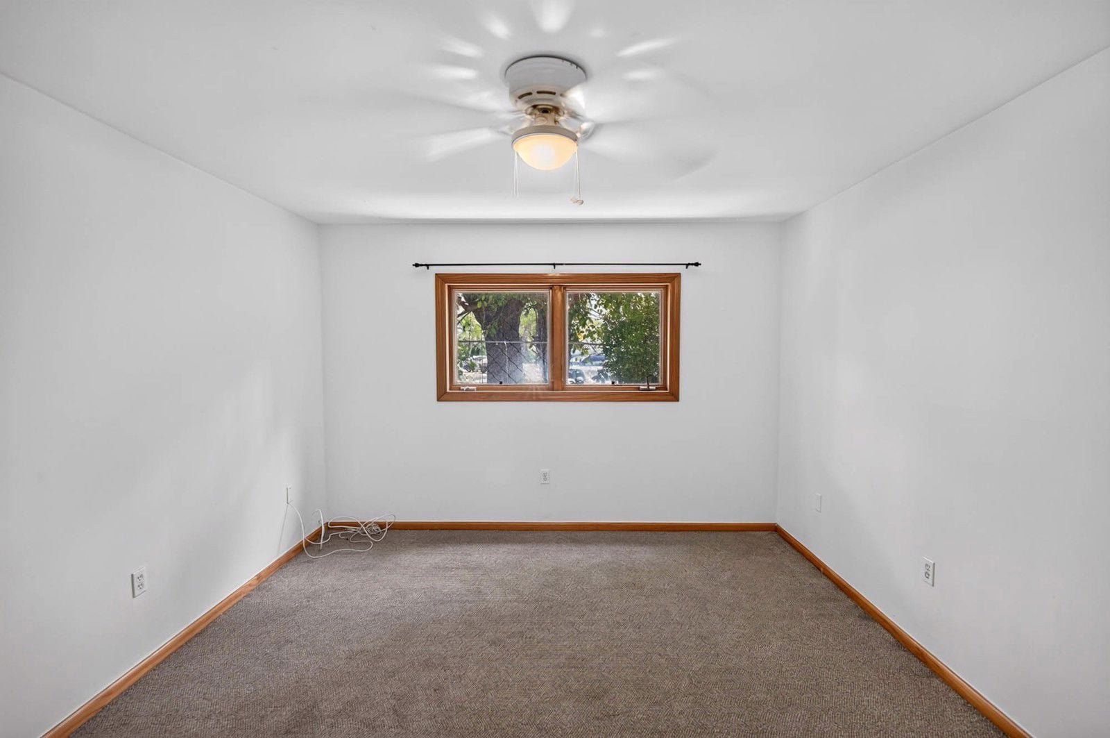 052-Vacant-Unit