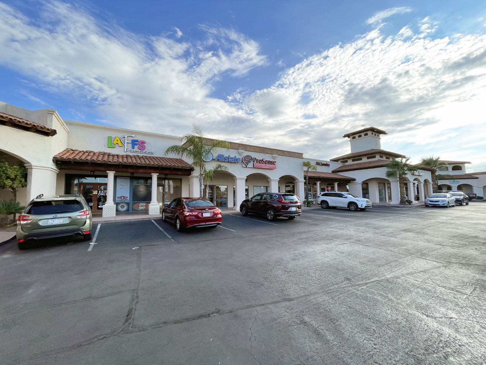 2900 E Broadway - Exter 3.JPG