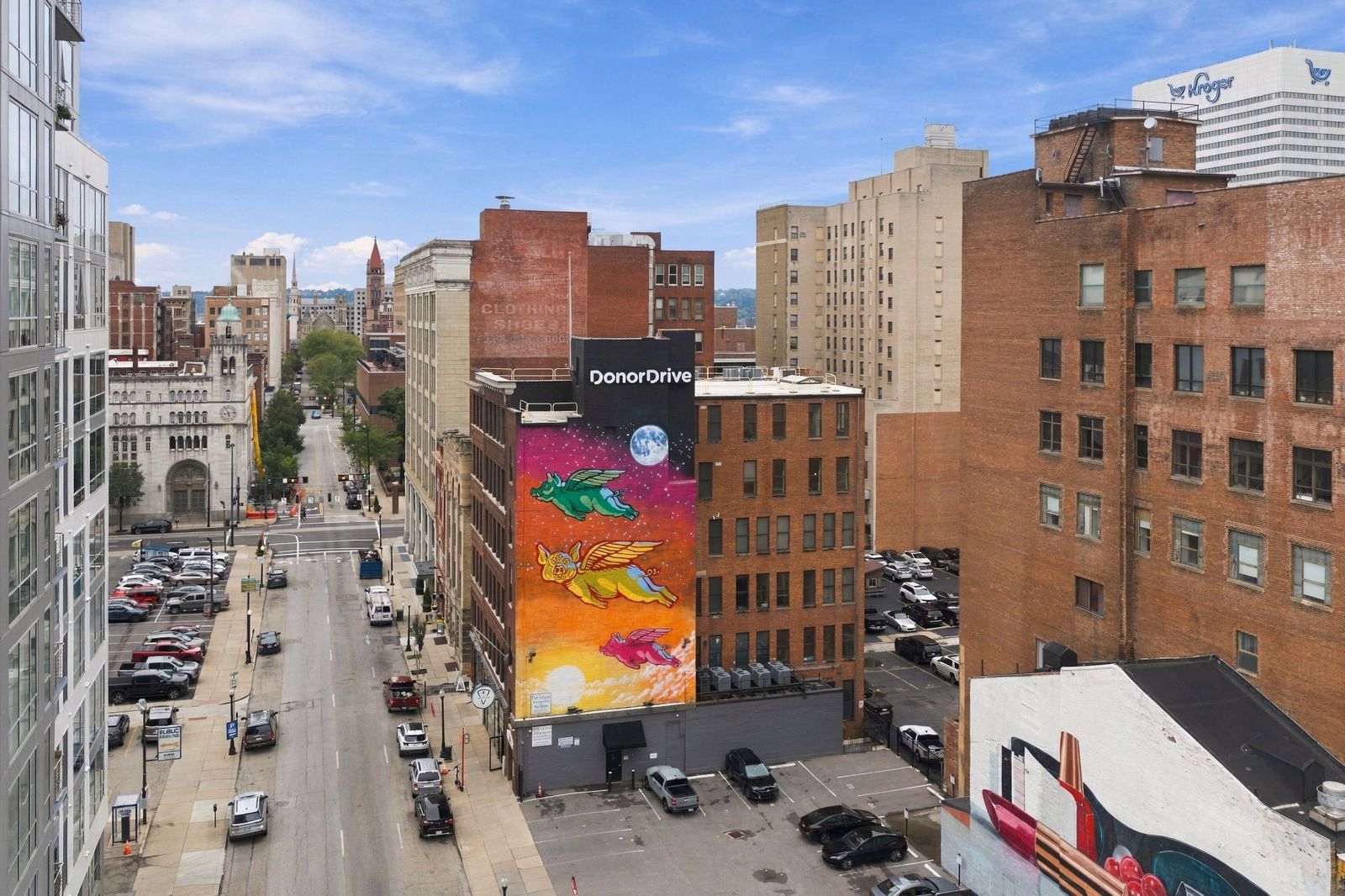 1-web-or-mls-120 E 8th St
