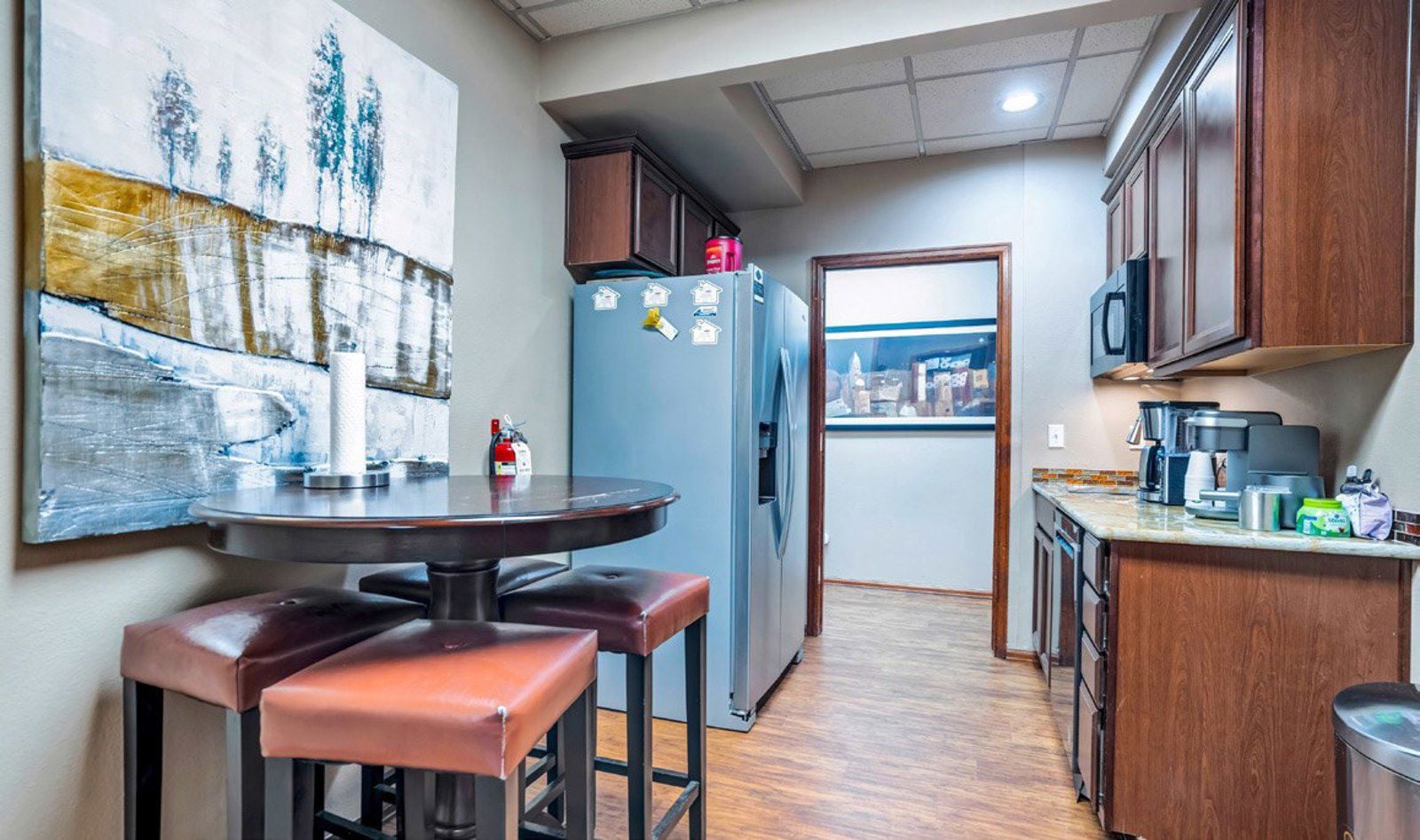 7025 Tall Oak Dr_Kitchen