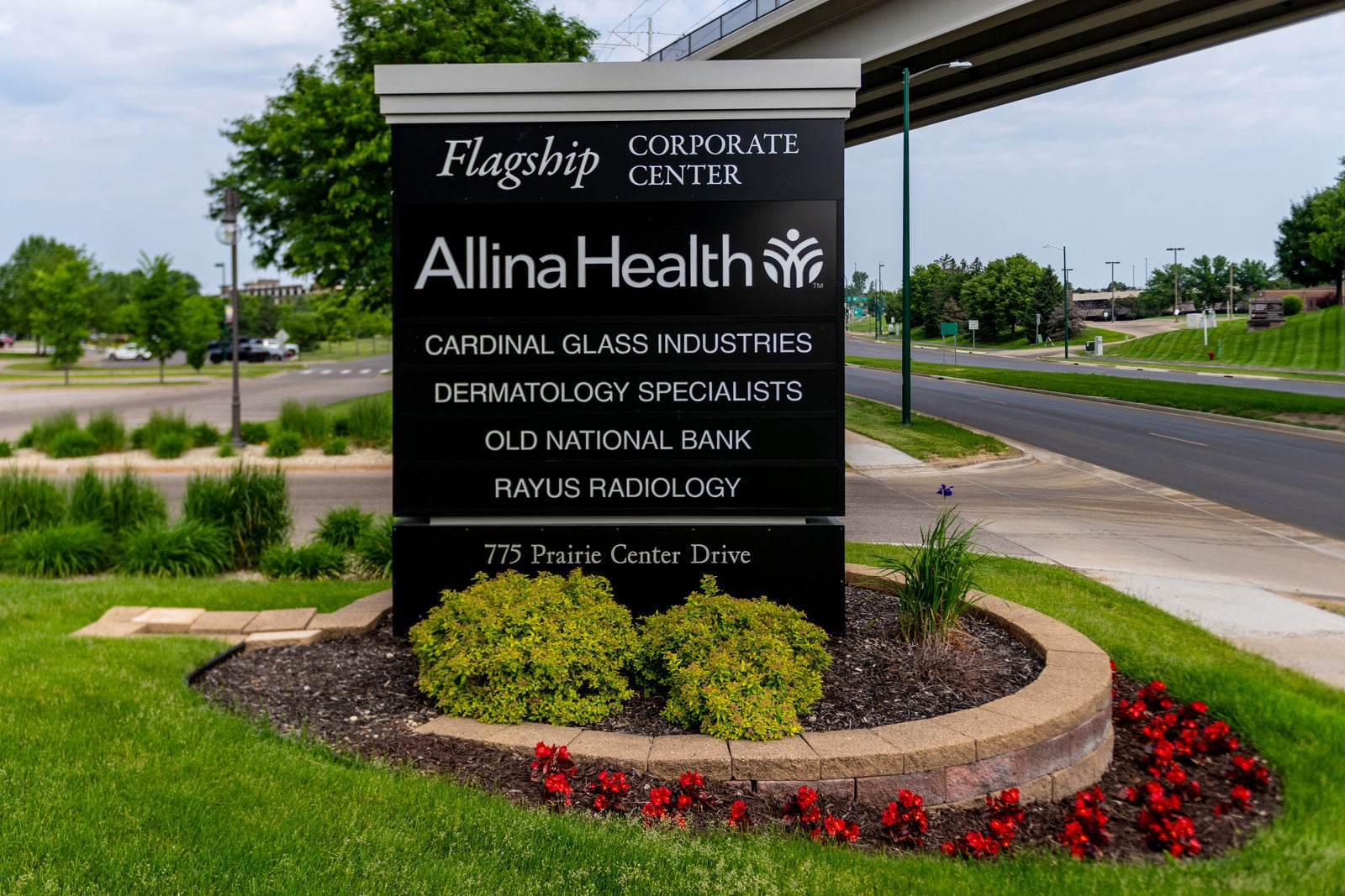 Flagship Corporate Center 775 Prairie Center Drive Eden Prairie MN-40-web