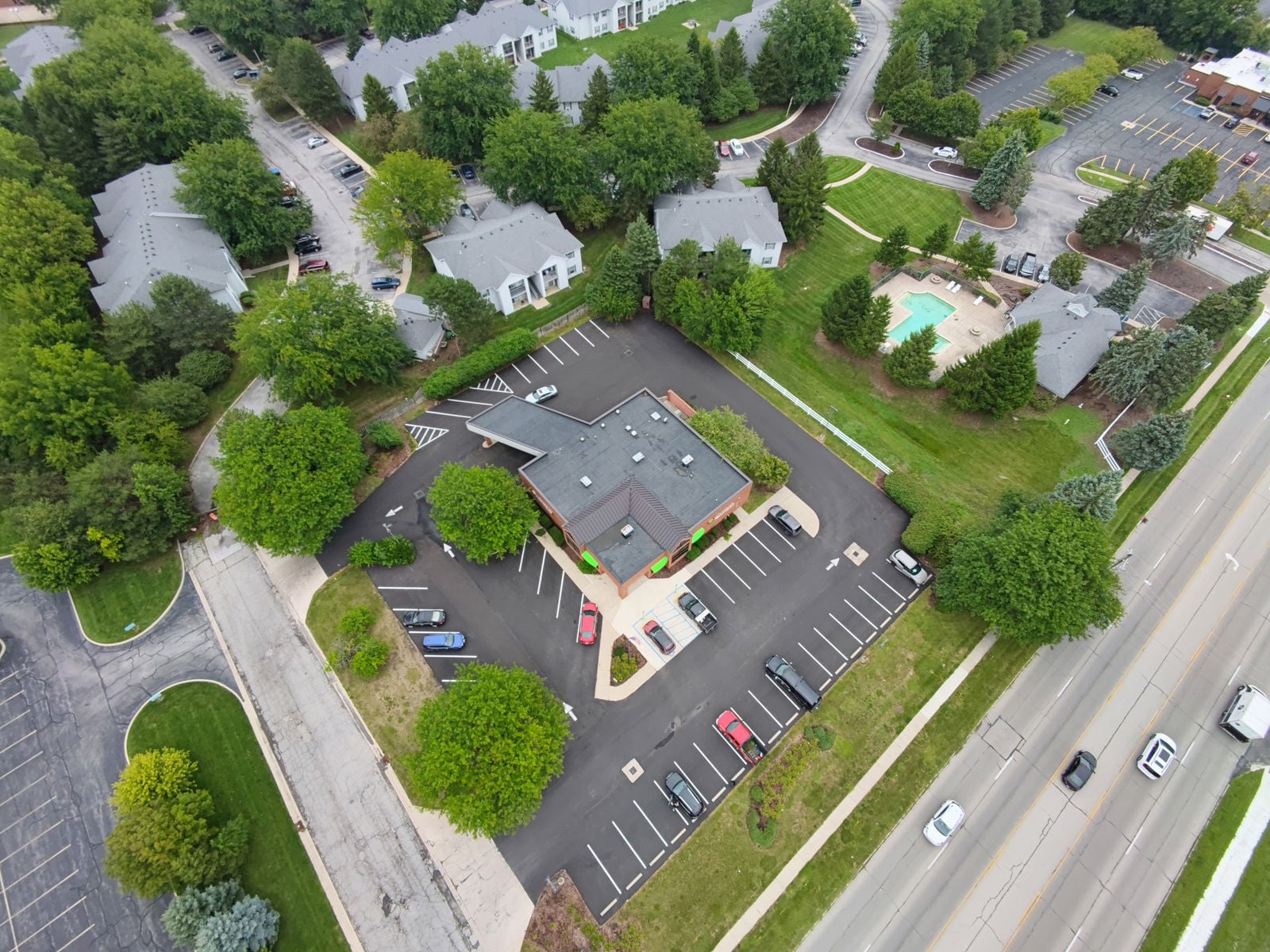 4700 Heatherdowns, Toledo - Front Overhead.JPG