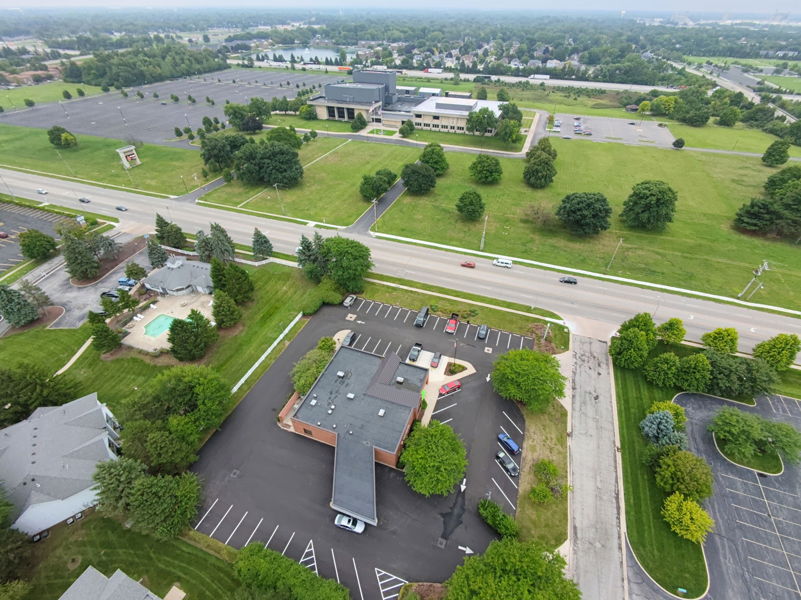 4700 Heatherdowns, Toledo - Rear Overhead.JPG