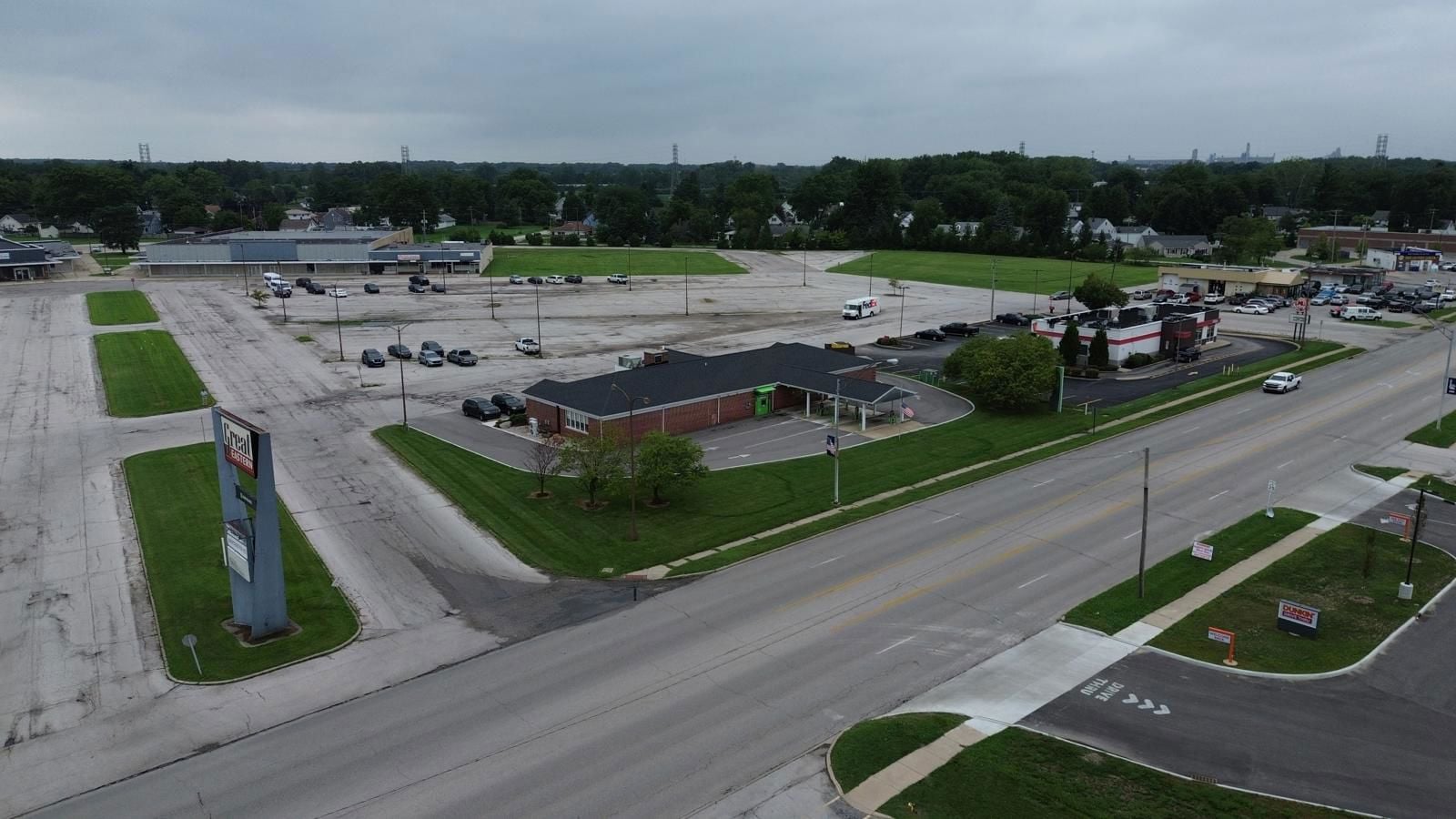 2550 Woodville Rd, Northwood, OH - Overhead 3