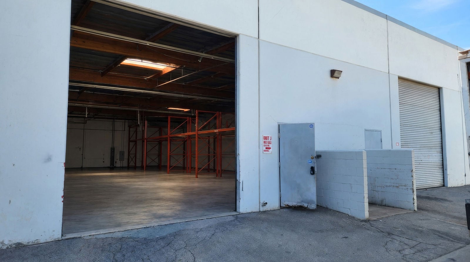 12420 Montague_Building 