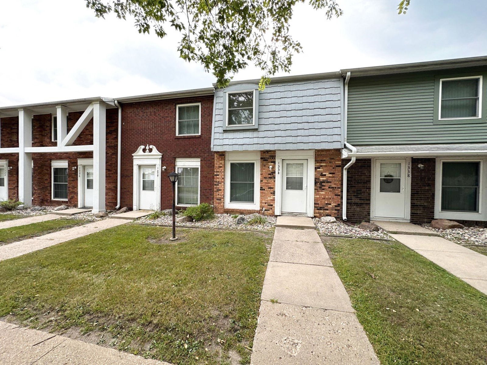 Grand Plaza Townhomes