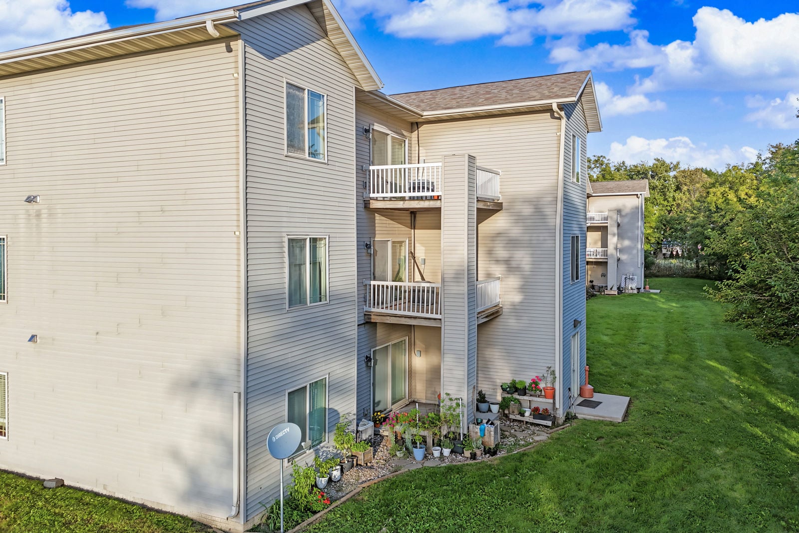 Washington Apartments