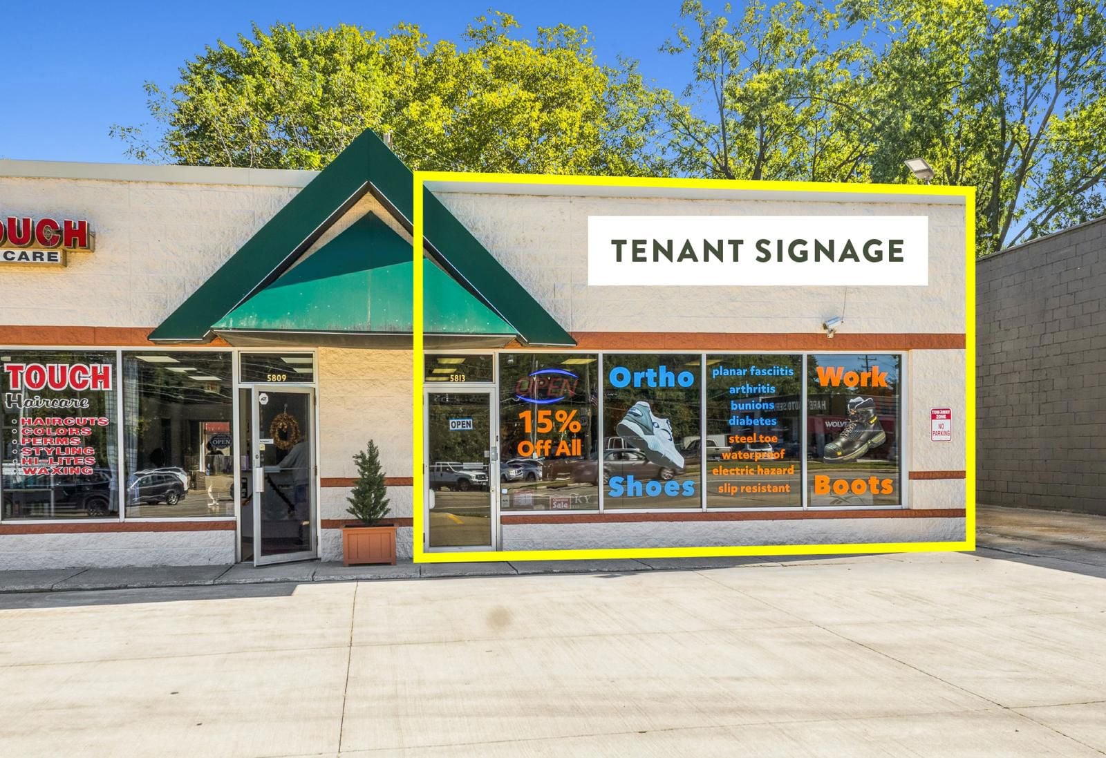 1,250 SF Retail Endcap For Lease 5813 Pearl Road - Image 2