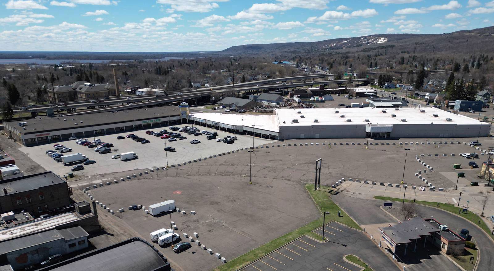 Spirit Valley Mall - Duluth OM cover
