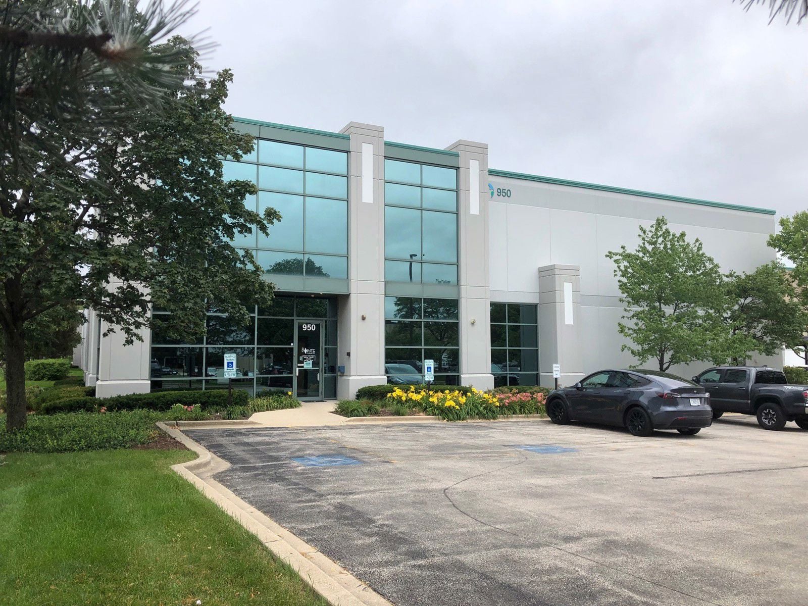 Prologis Elk Grove Village 950 Thorndale Bldg_Image 2