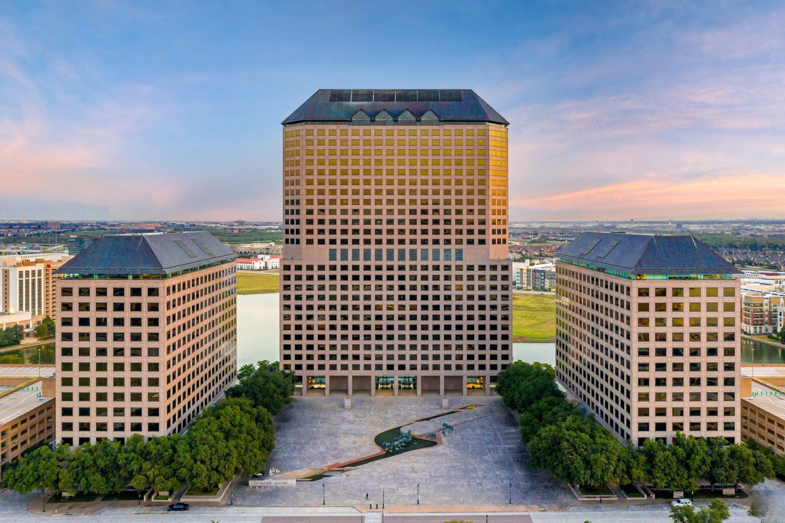 BuildingPhoto