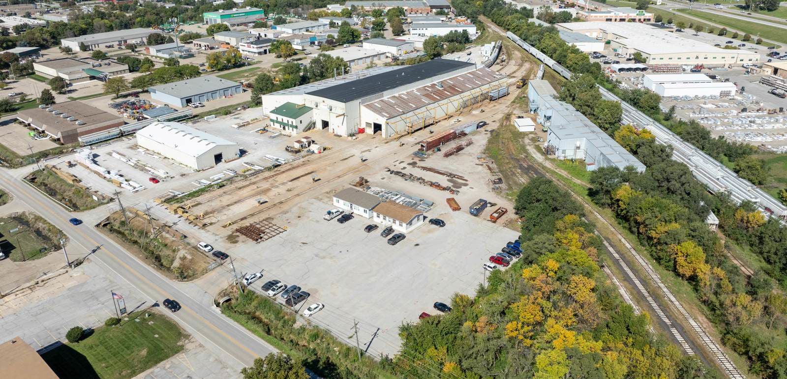 Heavy Mfg / Rail - Industrial Buildings 13810 L Street - Image 1