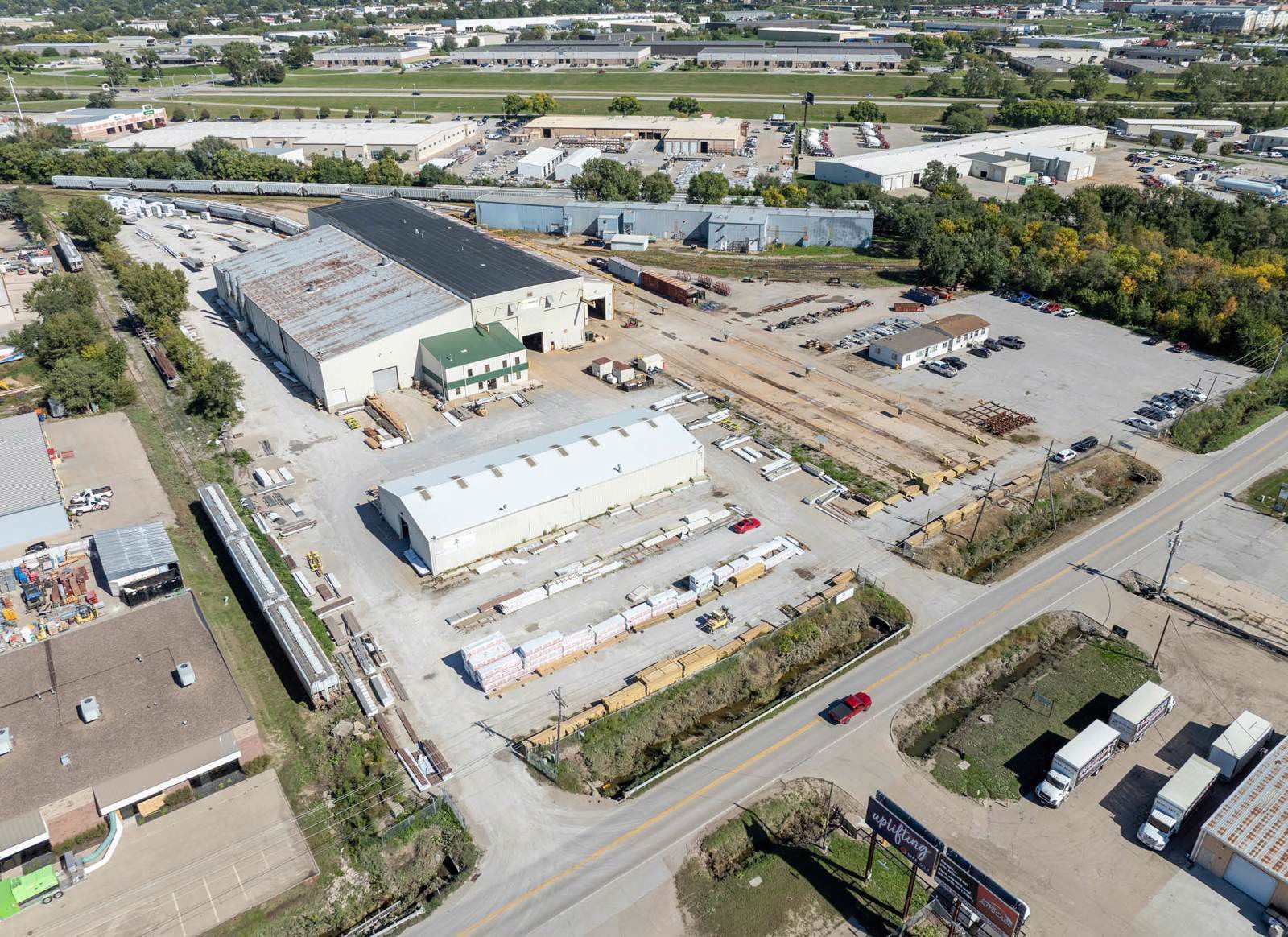 Heavy Mfg / Rail - Industrial Buildings 13810 L Street - Image 6