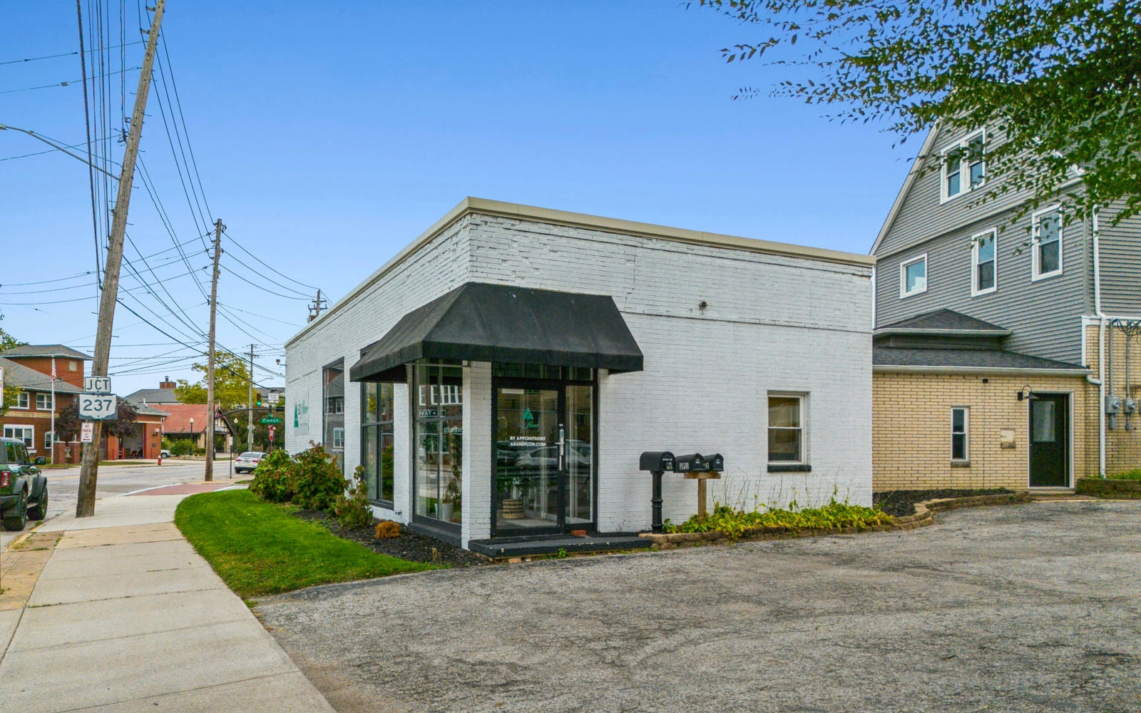 100% Leased Mixed-Use Investment Opportunity in Lakewood! 18215 Detroit Avenue - Image 5