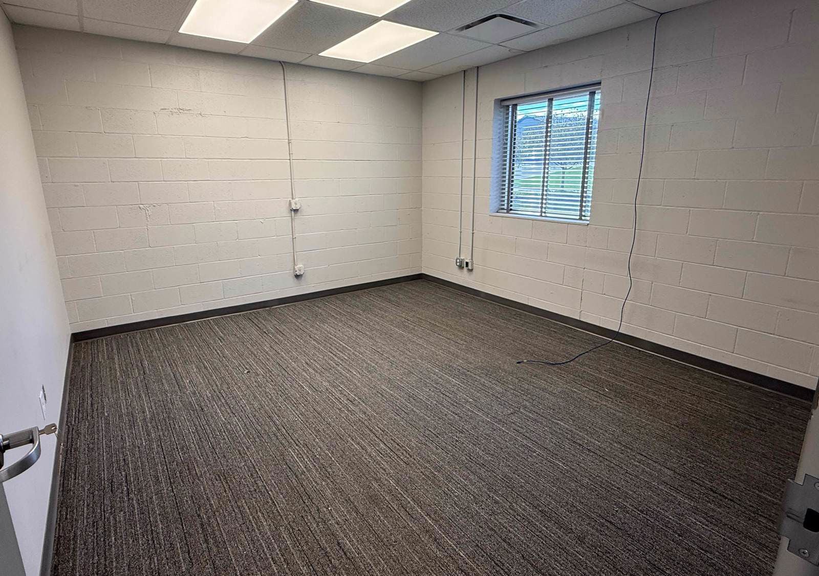 Gretna Business Park | Industrial/Flex | For Sublease 20266 Patton Street - Image 5