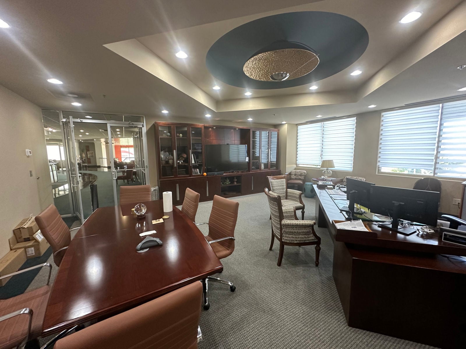 office executive.JPG