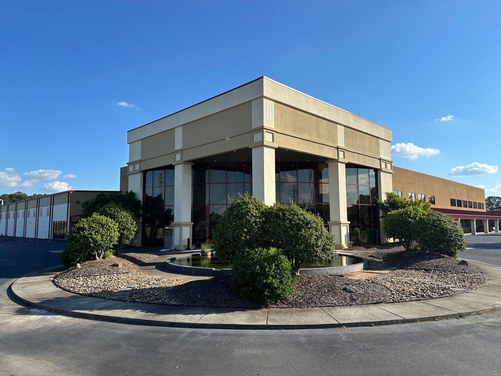 exterior.JPG