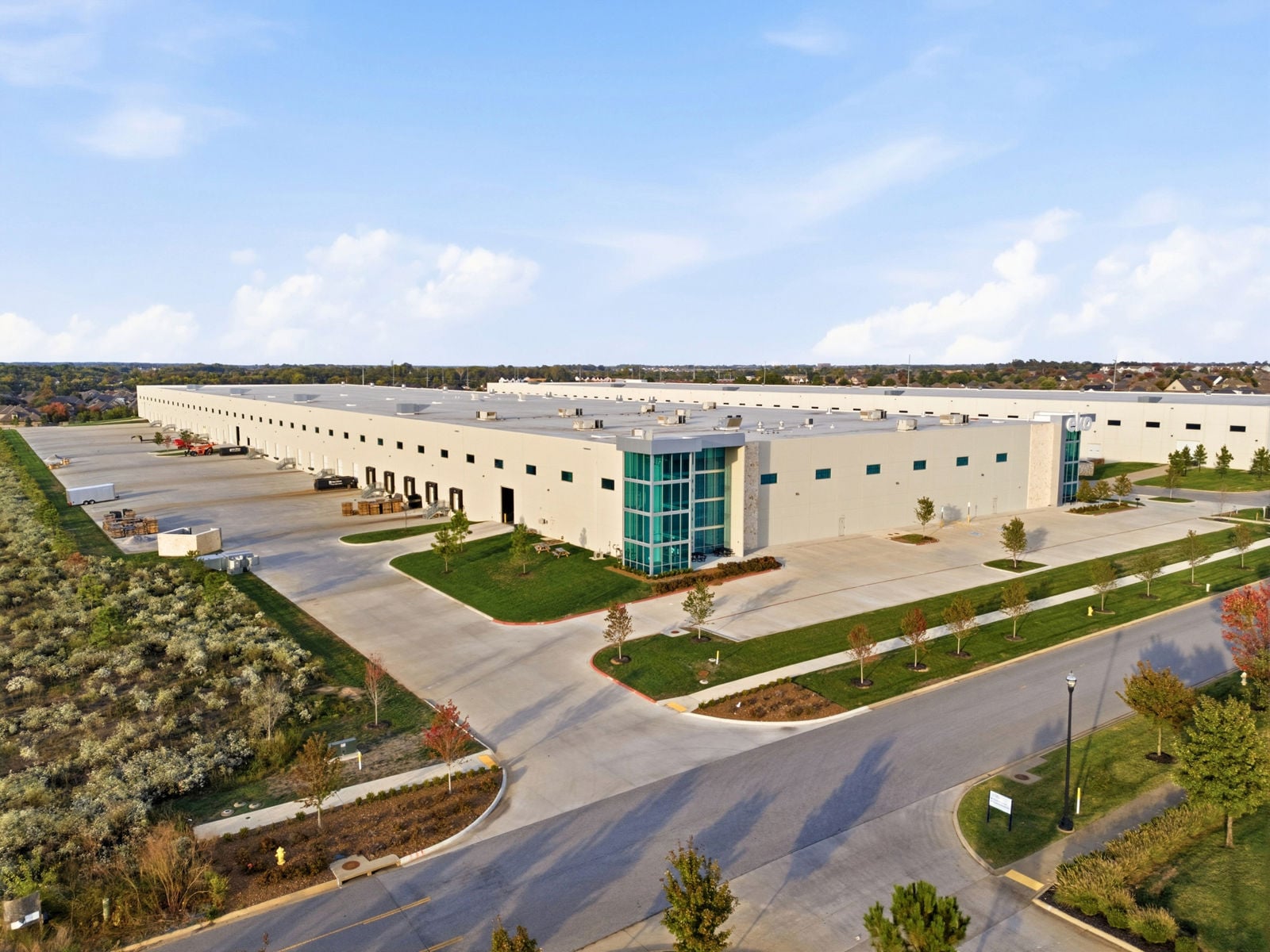 4300 Southwest Rainbow Farm Road - Image 3