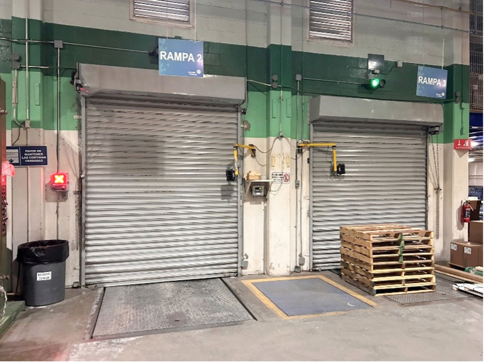 2040 El Cid - Interior Dock Doors