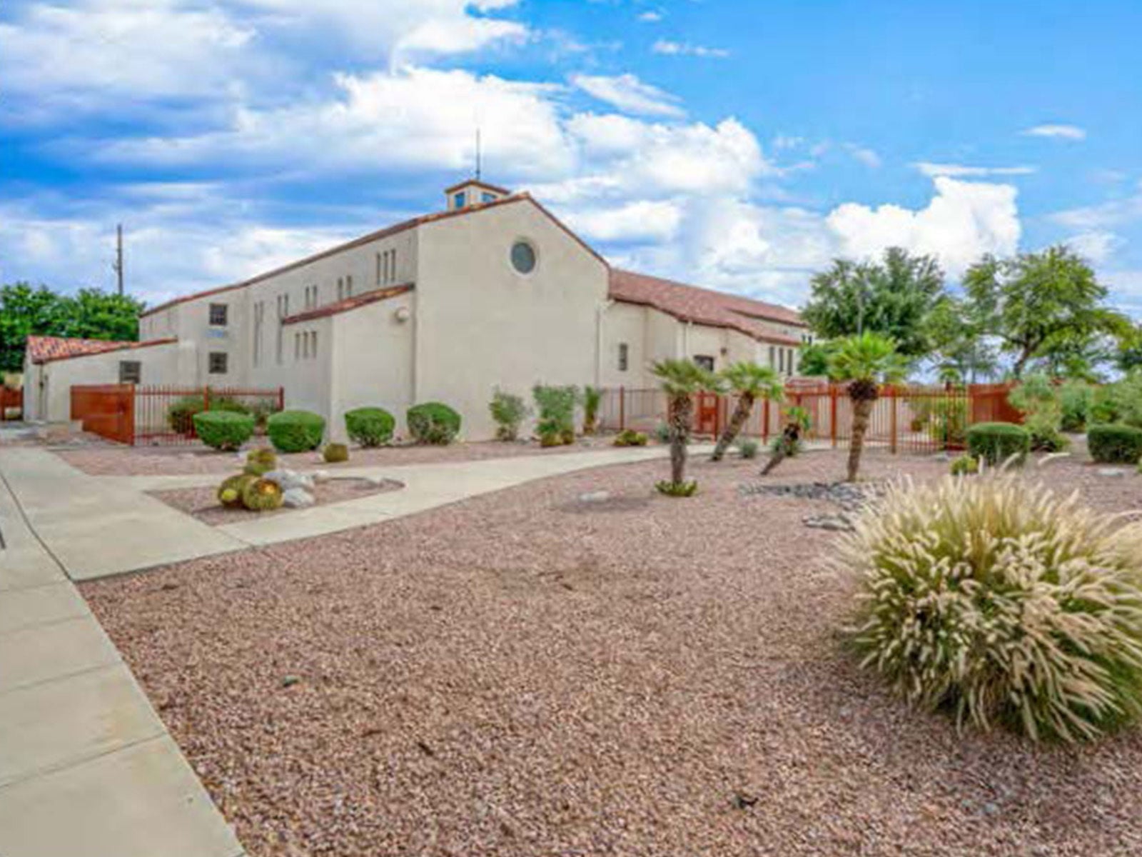 3750 E Fort Lowell Rd - Exter