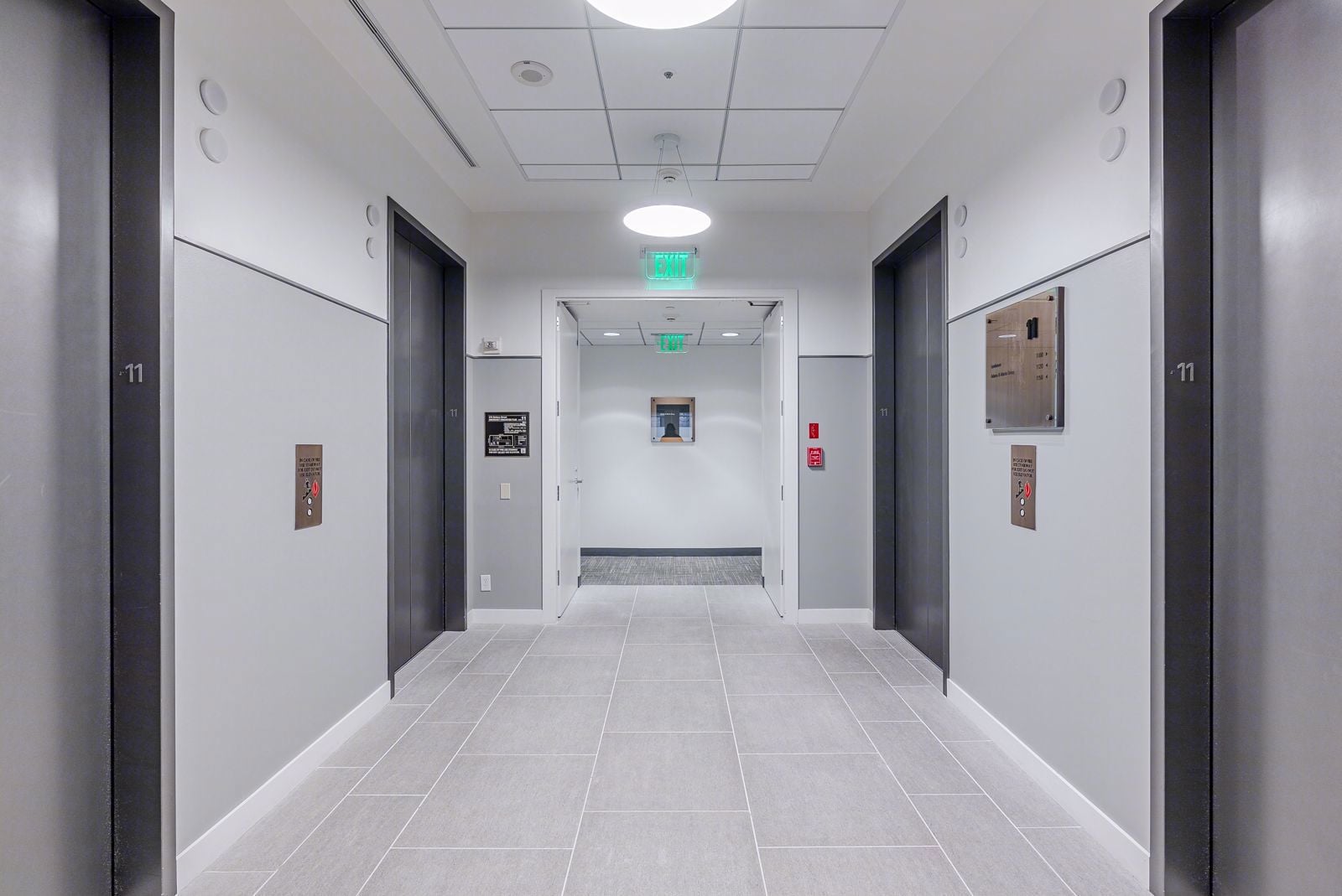 1711500001-HDR Elevator