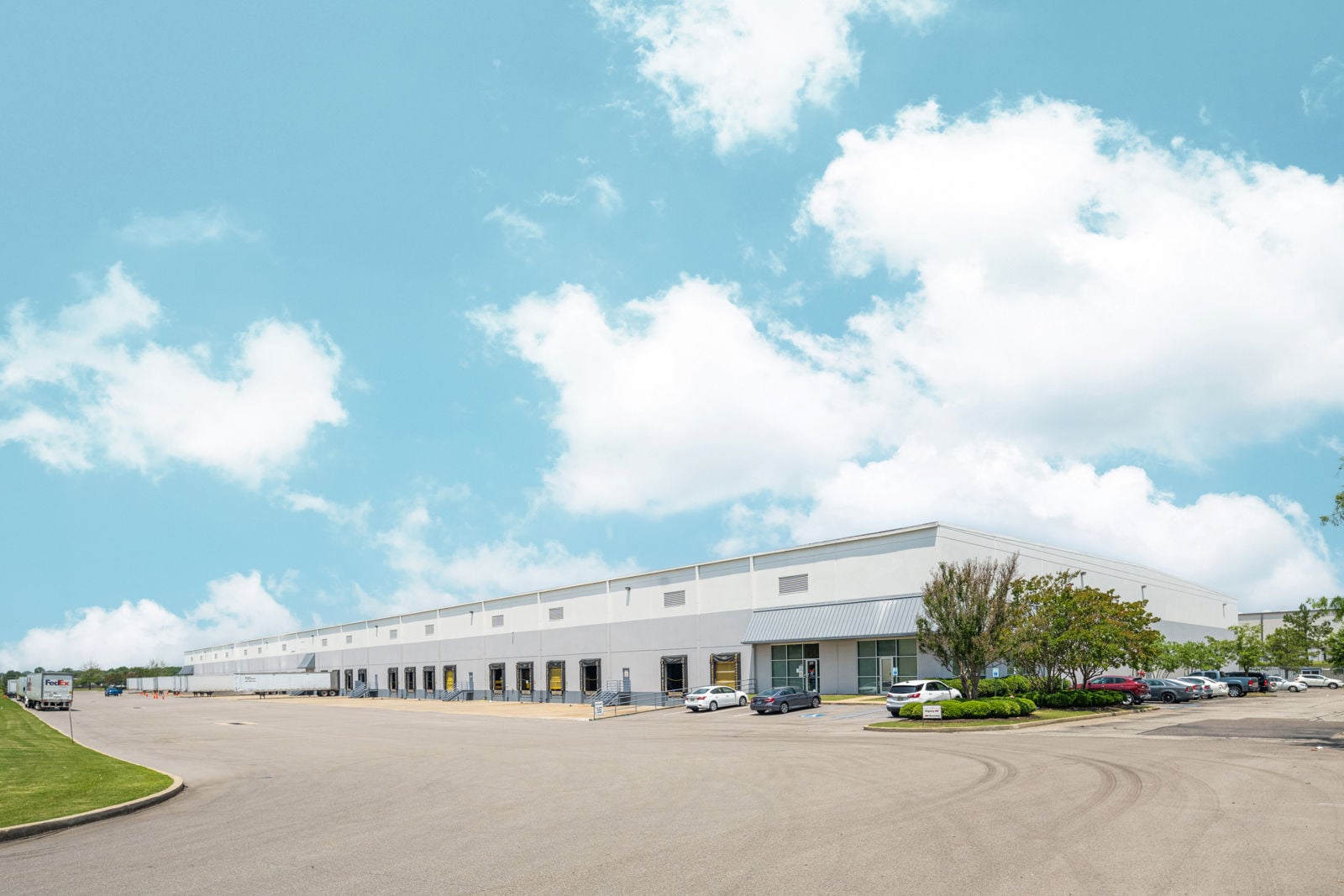 10400MarinaDrive_2023_PropertyPhoto_bt42429 2