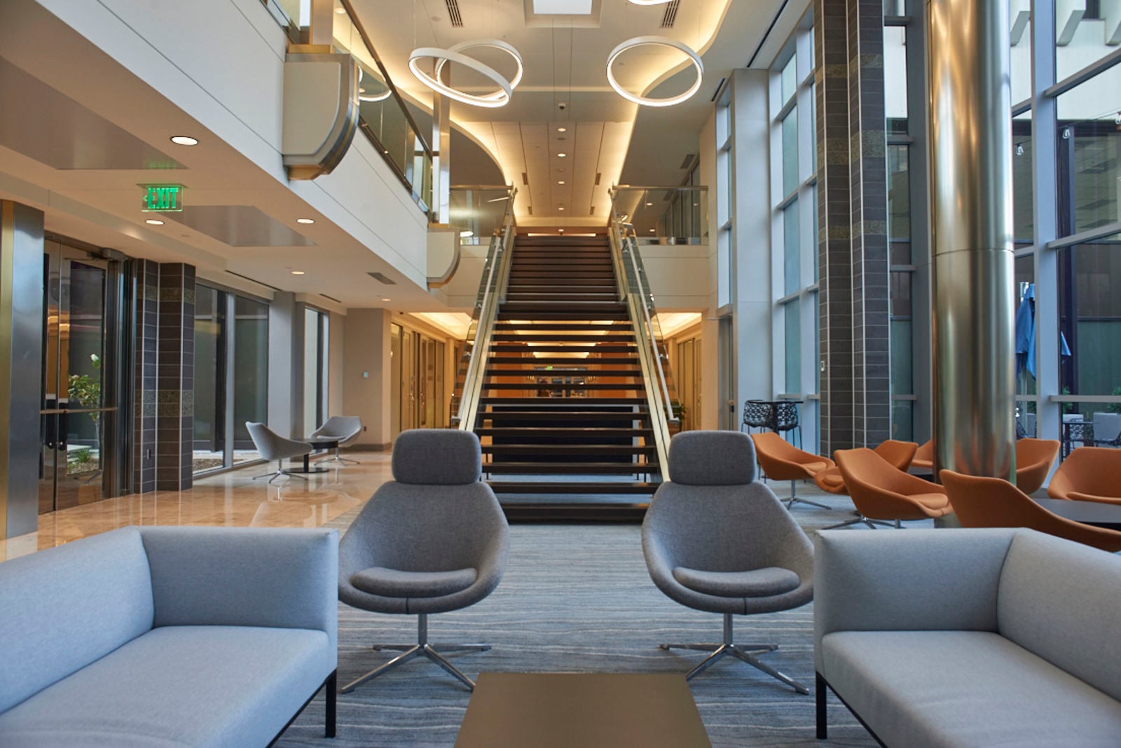 Patio (Pic 0018 for Broker Event) - WELLS FARGO 2017 NOV_0118LoRz