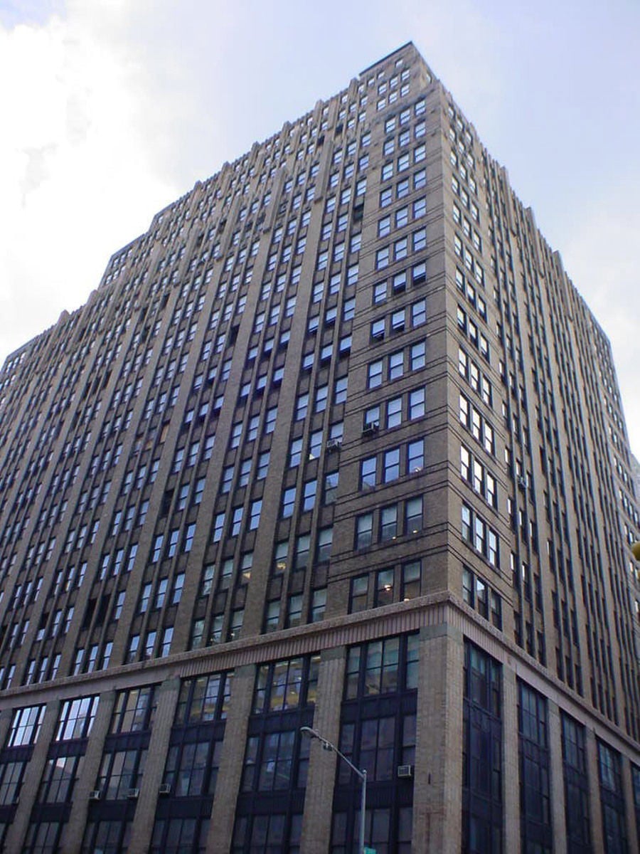 NY_New_York_275_Seventh_Avenue_9373[1]