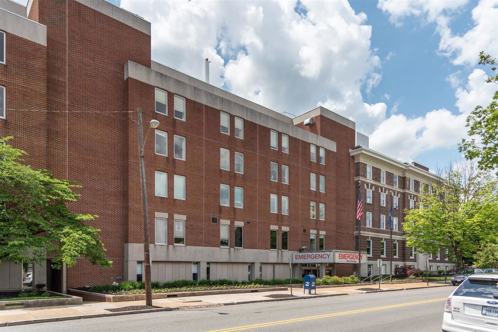 Retreat MOB 110 North Robinson Street - Image 1