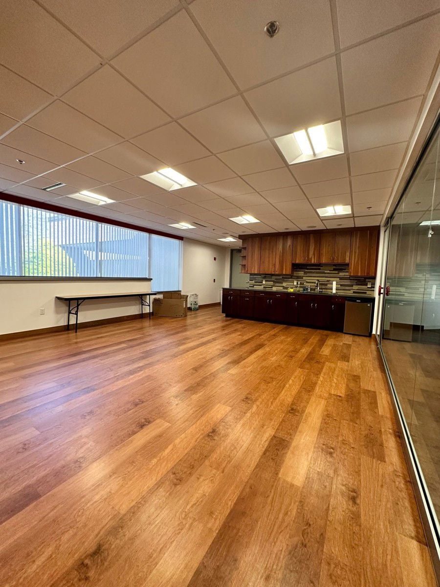 Hobson - Kitchen-Cafe