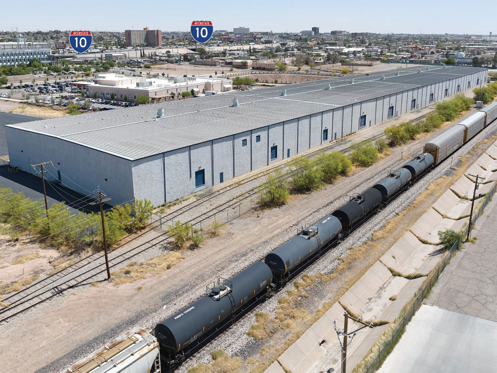 300 Revere Street - Building Photo 3