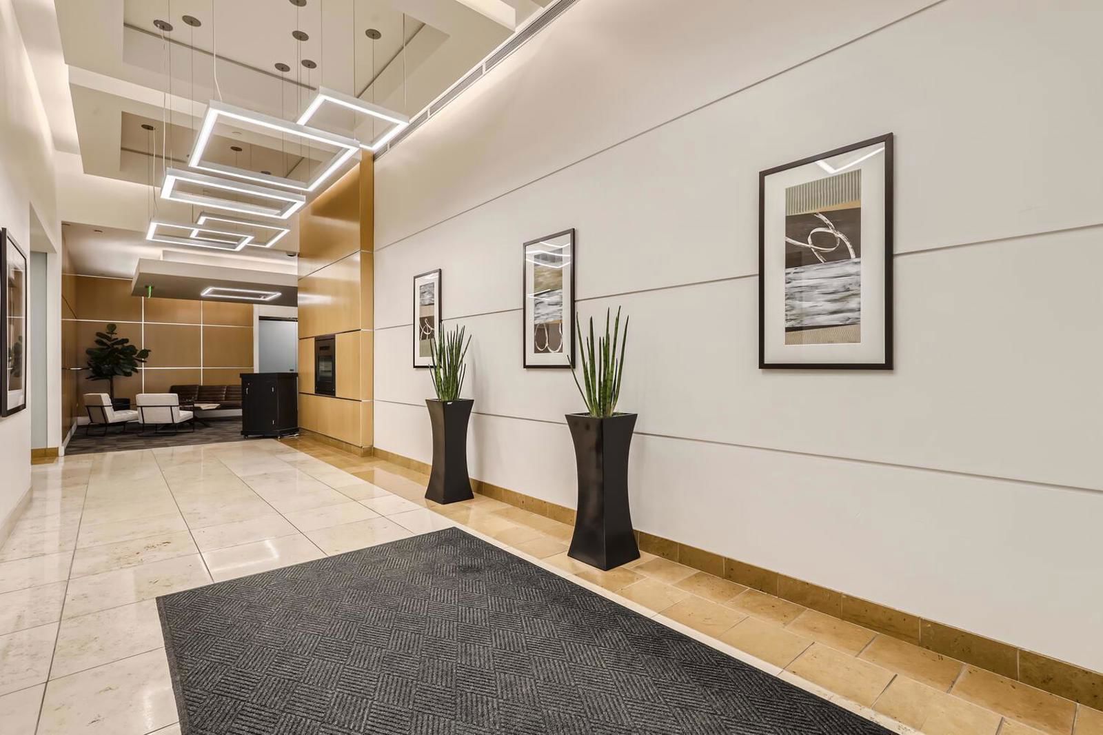 1660 Wynkoop St Denver CO-large-004-004-Lobby-1500x1000-72dpi