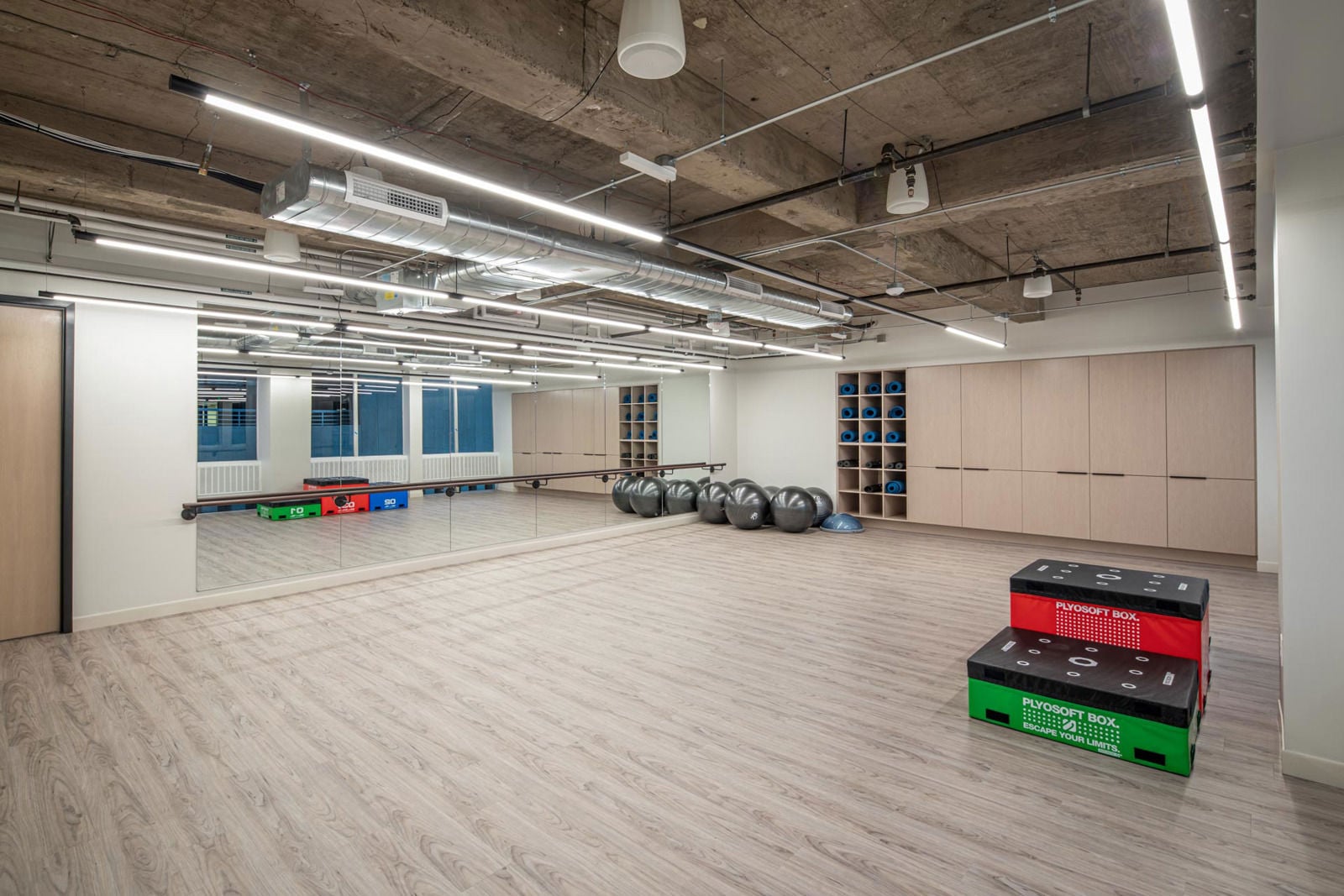 20210619_1700_broadway_0021_screenres