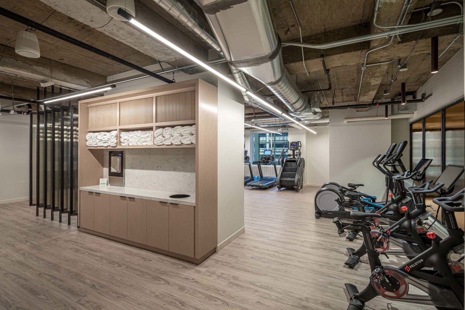 20210619_1700_broadway_0018_screenres