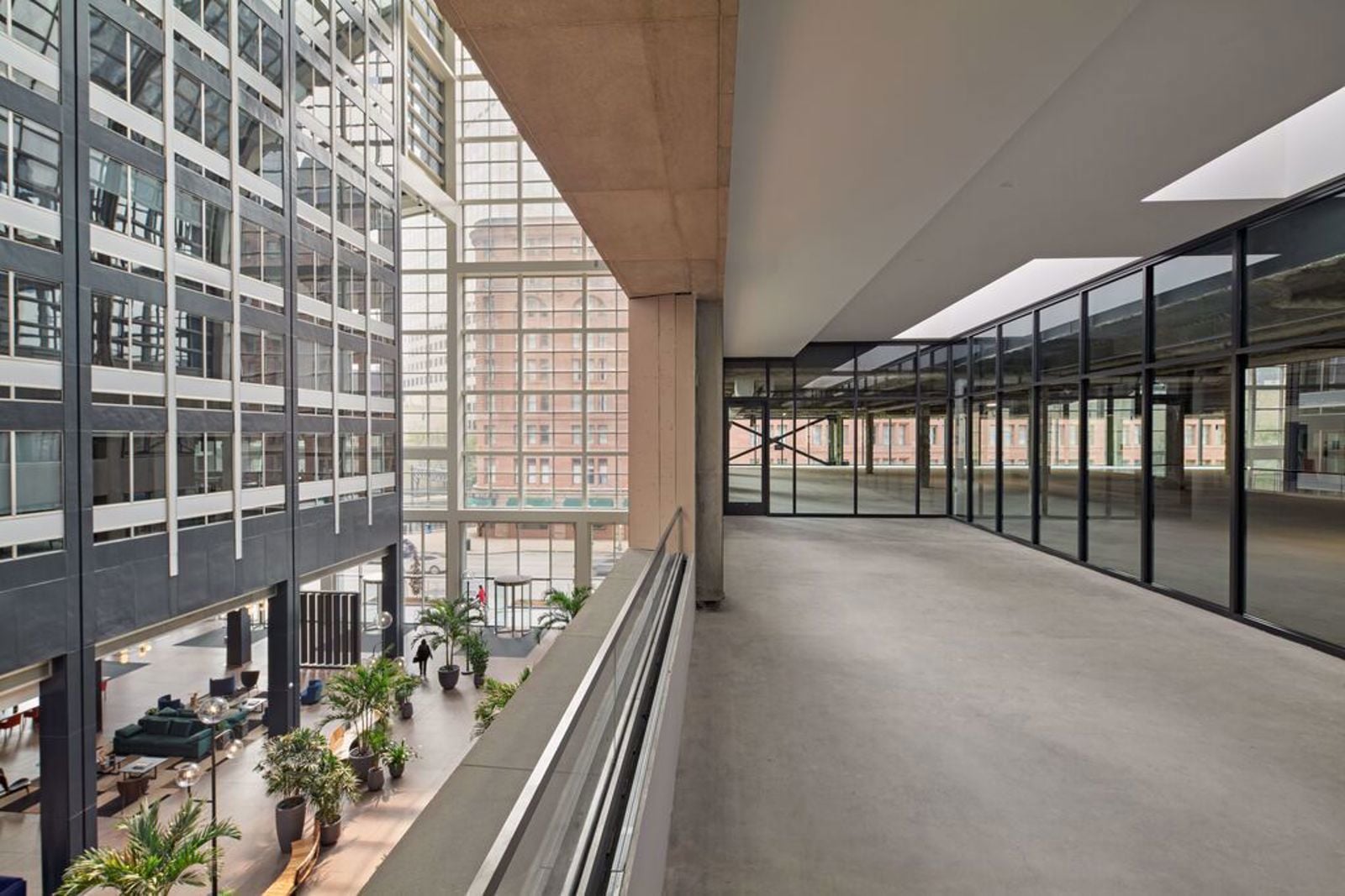 Screen_Res-BeaconCapital_1740Broadway_05