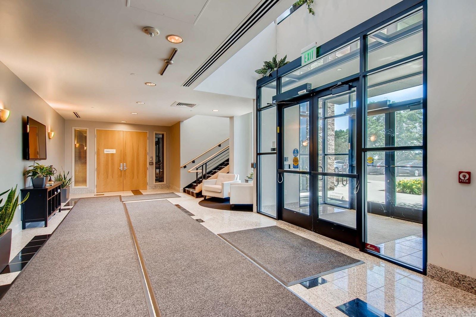 371 Centennial Parkway-large-031-028-Interior-1500x1000-72dpi