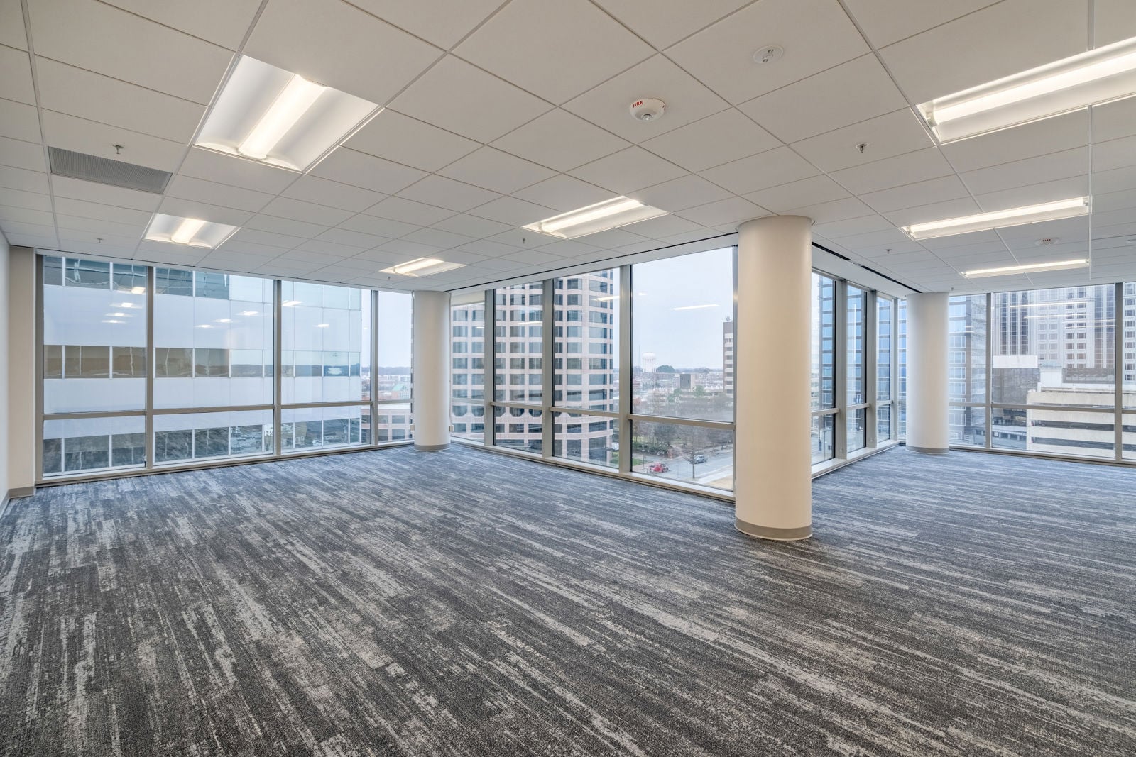 300 N Greene St - Spec Suite.JPG