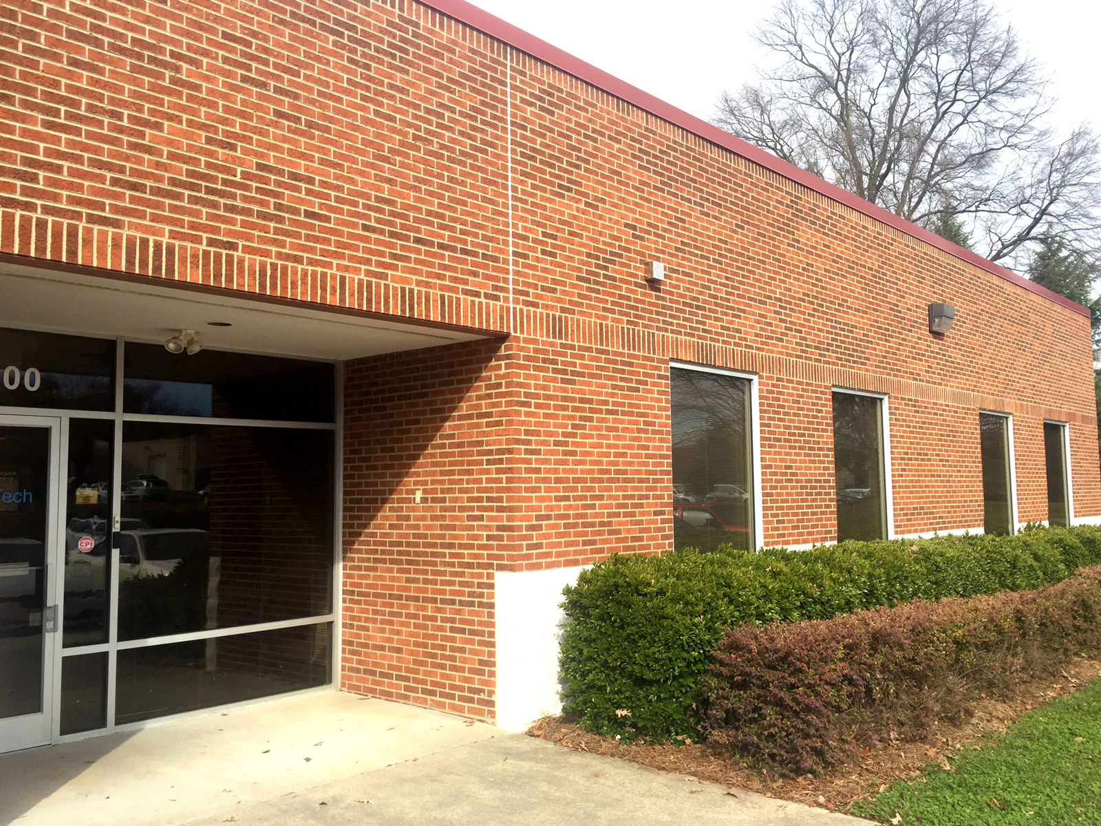 Airpark East Business Park 426 Gallimore Dairy Road - Image 1