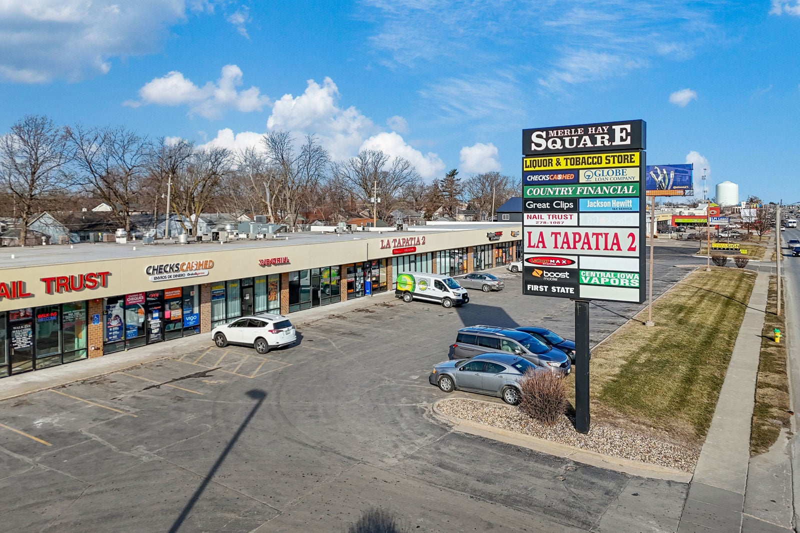 Merle Hay Square