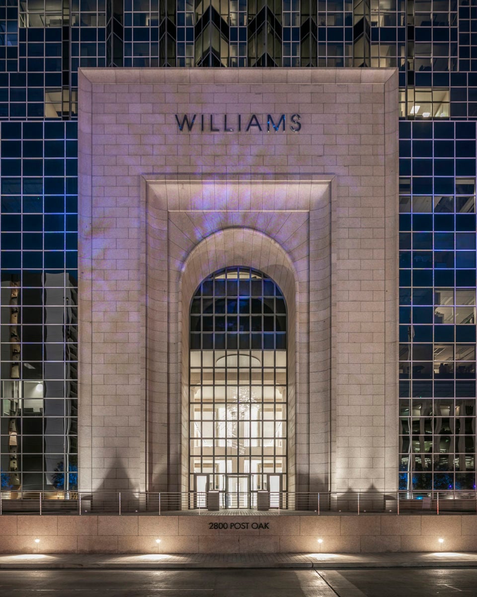 Williams Tower-Lobby-2021-Mabry Campbell_21