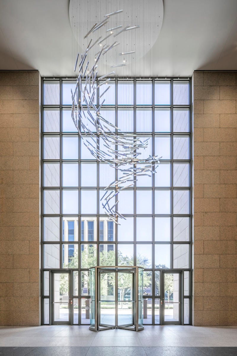 Williams Tower-Lobby-2021-Mabry Campbell_12