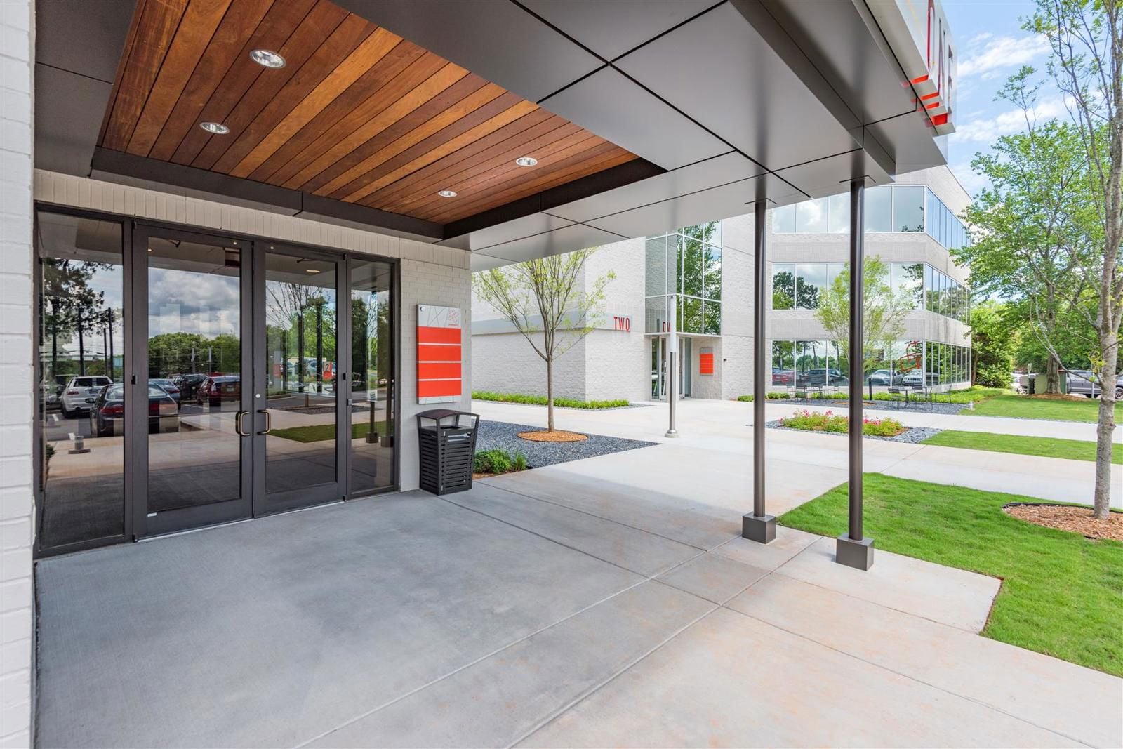 535-n-pleasantburg--ext-5161-(ZF-9213-29339-1-005)