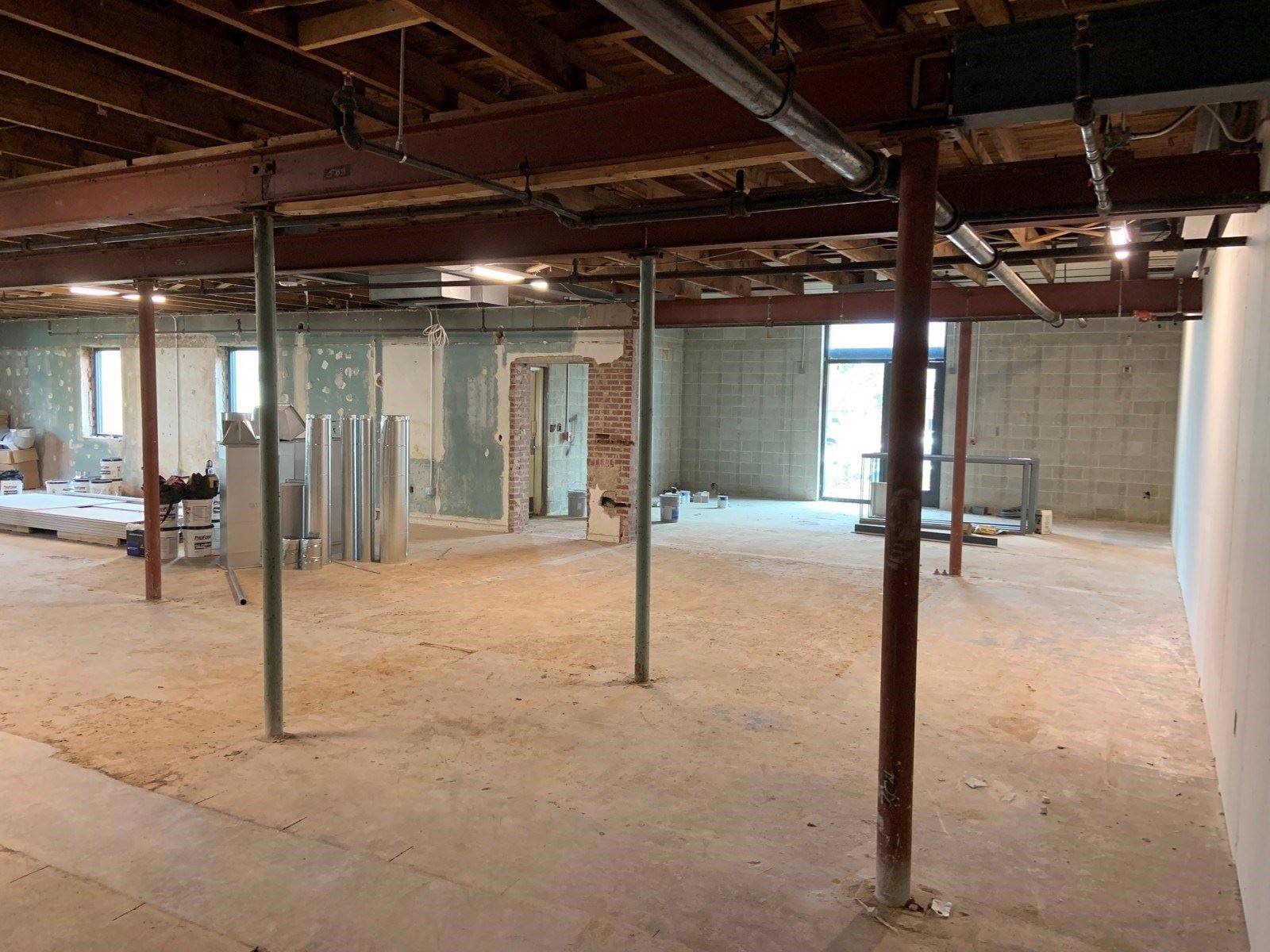 Poe West 556 Perry Avenue - Image 14