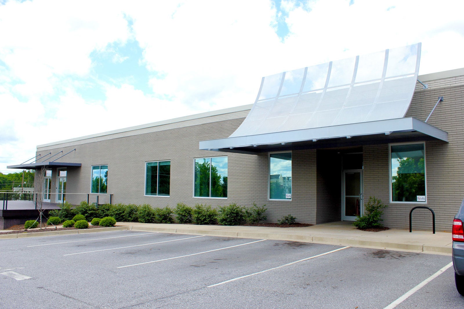 110 Frederick St - Dedicated Entrance with Exterior Signage
