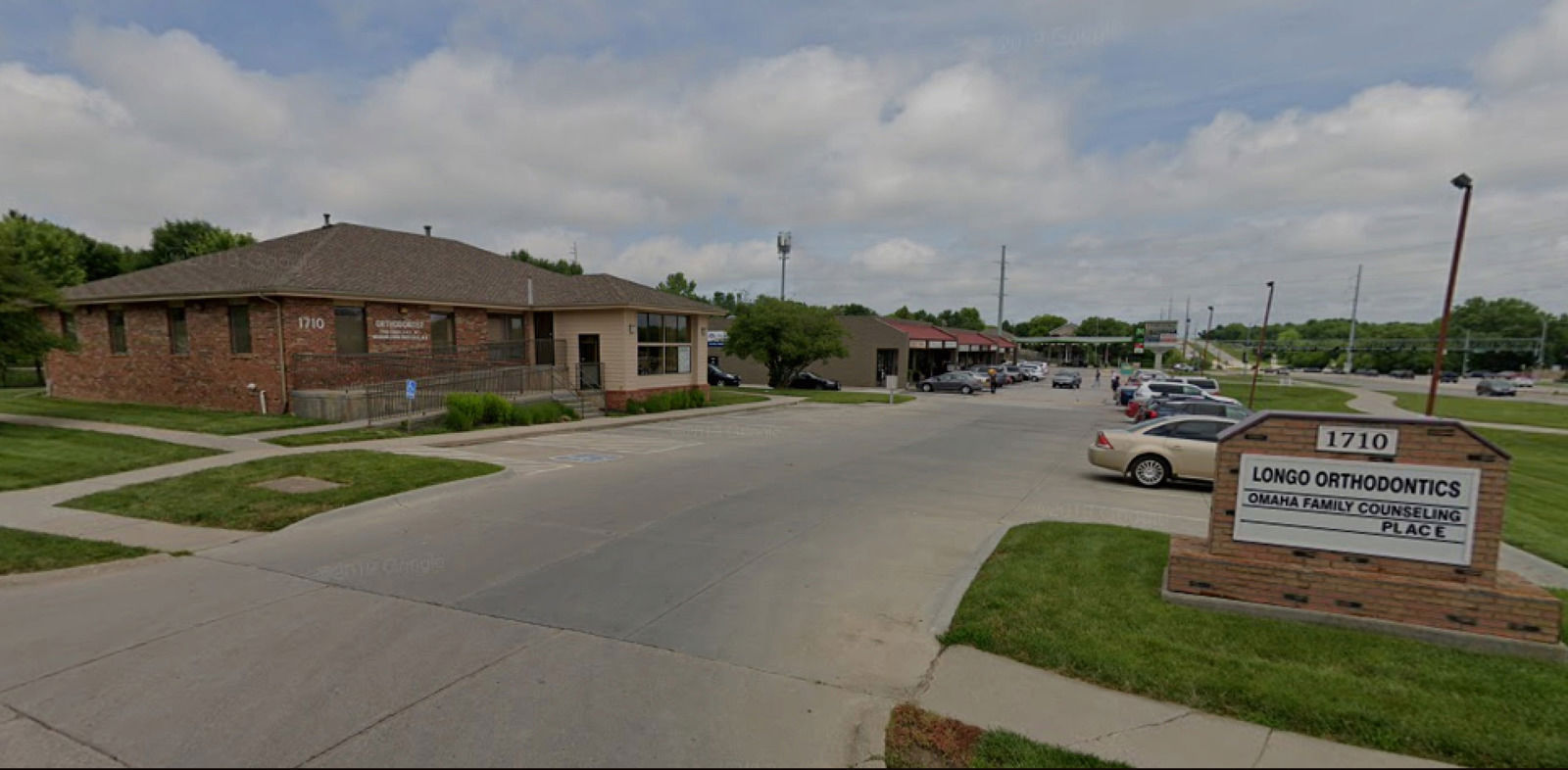 West Omaha OFFICE BUILDING 1710 North 144th Street - Image 8